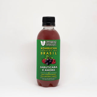 Kombucha de jabuticaba e amora